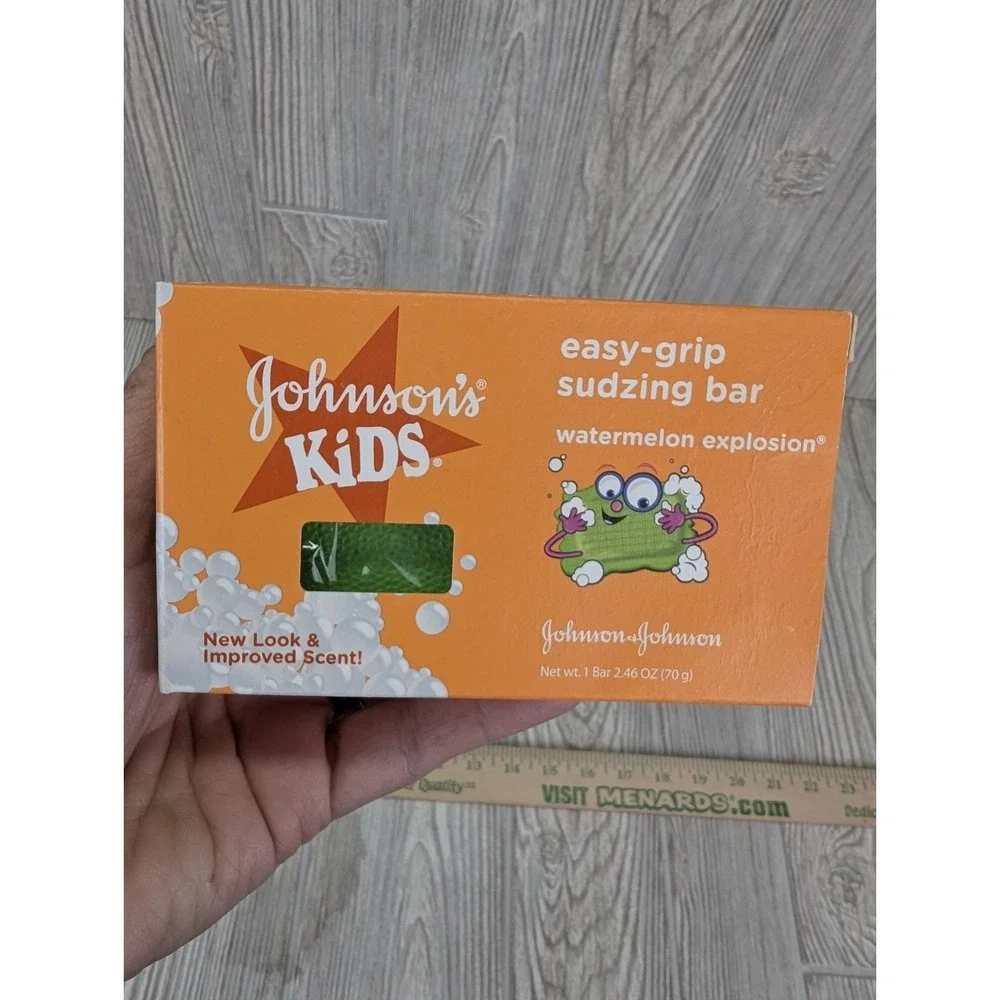Johnson's Kids Easy Grip Sudzing Soap Bar Watermelon Explosion 2.46oz Lot Of 2
